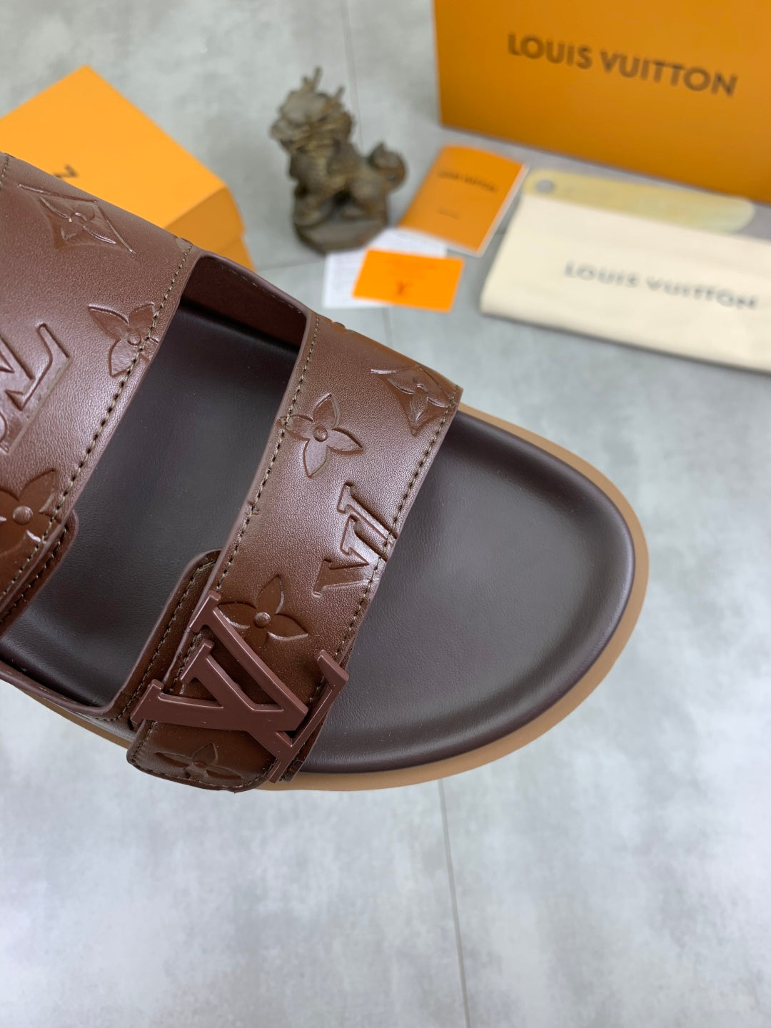LuxluxHouse Best Quality Sandals Louis Vuitton