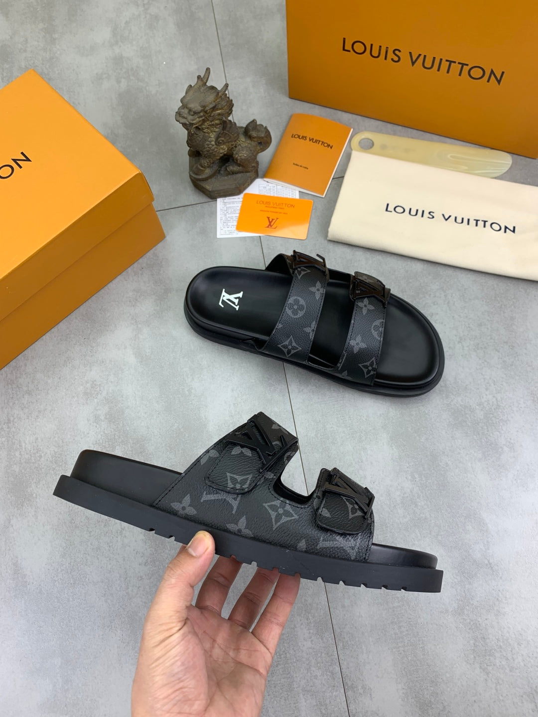 LuxluxHouse Best Quality Sandals Louis Vuitton