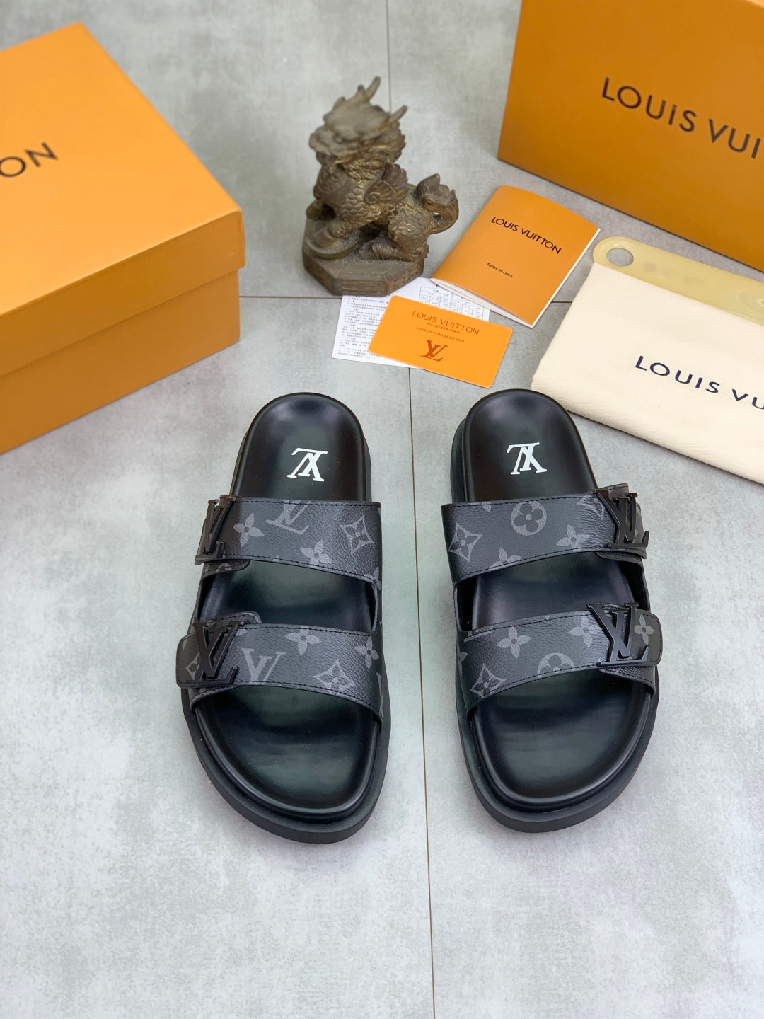 LuxluxHouse Best Quality Sandals Louis Vuitton