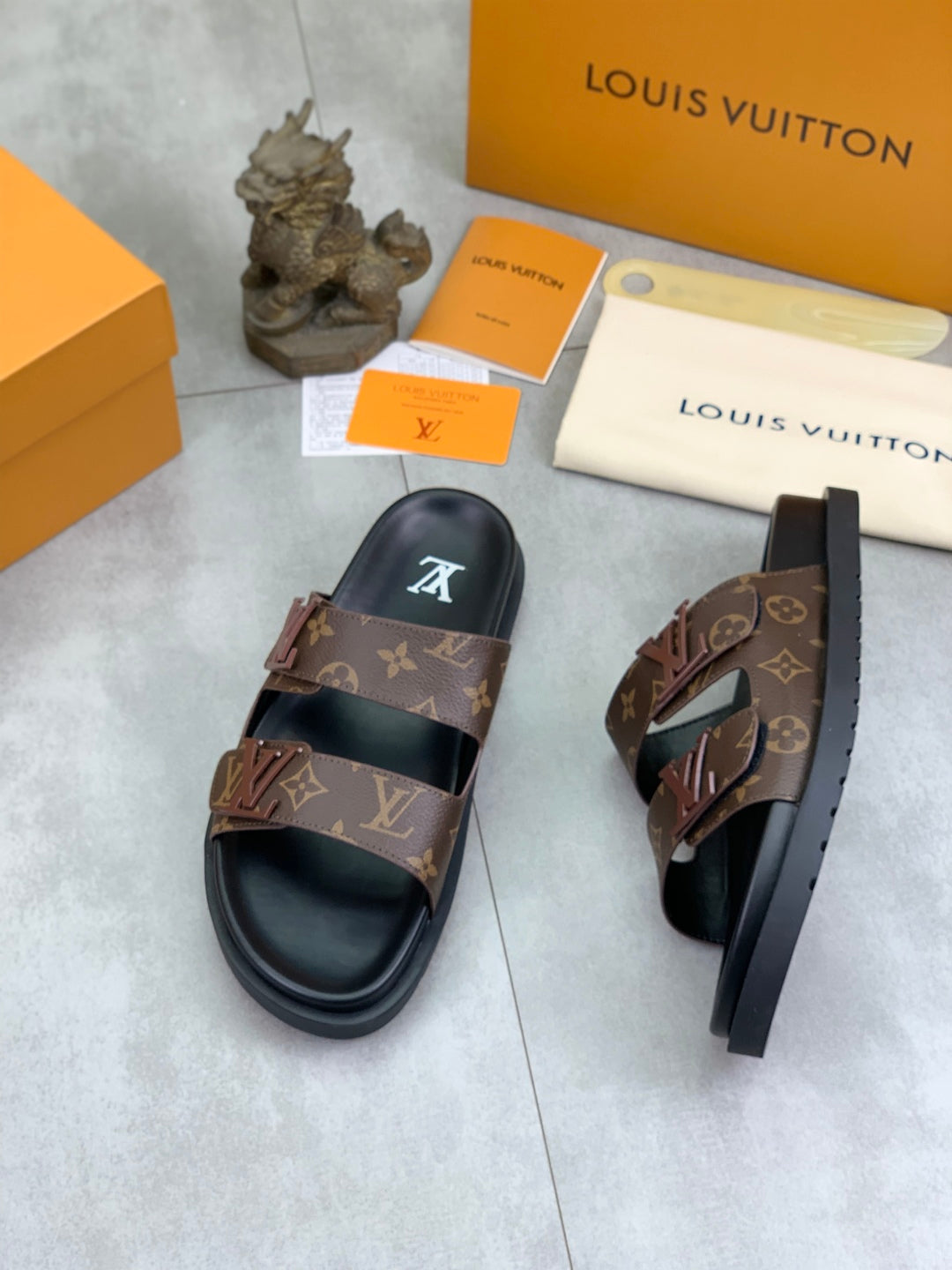 LuxluxHouse Best Quality Sandals Louis Vuitton