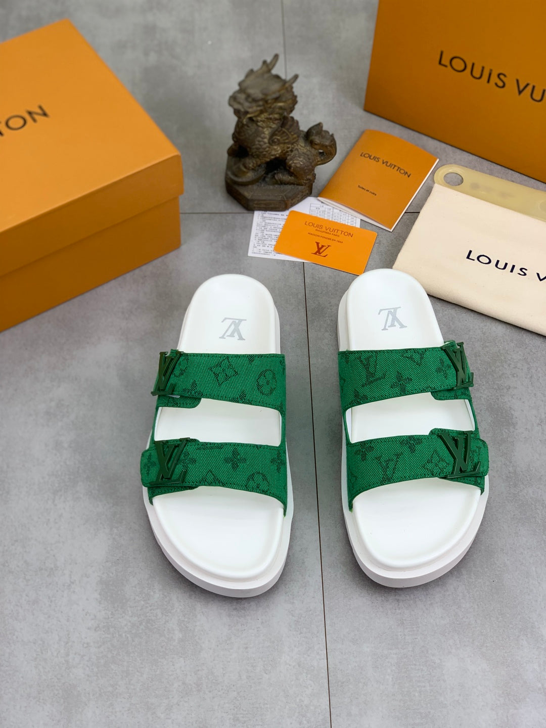 LuxluxHouse Best Quality Sandals Louis Vuitton