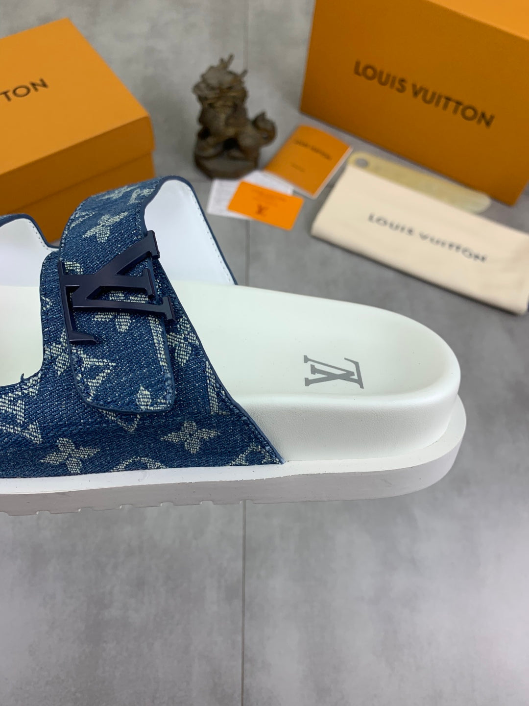LuxluxHouse Best Quality Sandals Louis Vuitton