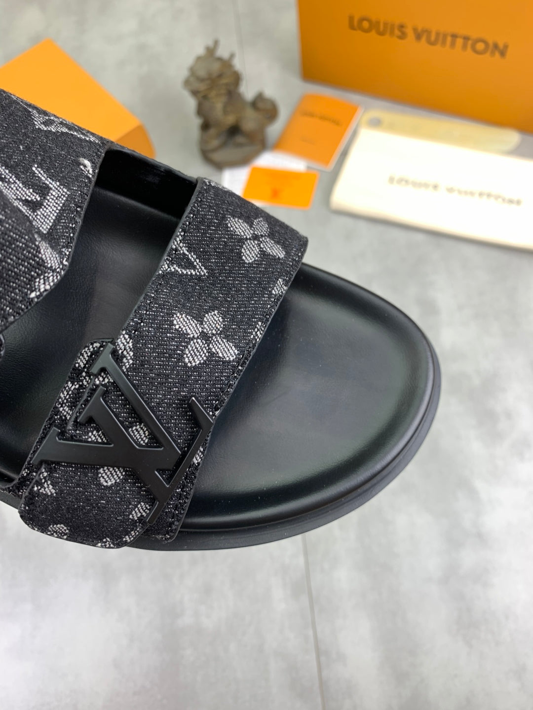 LuxluxHouse Best Quality Sandals Louis Vuitton
