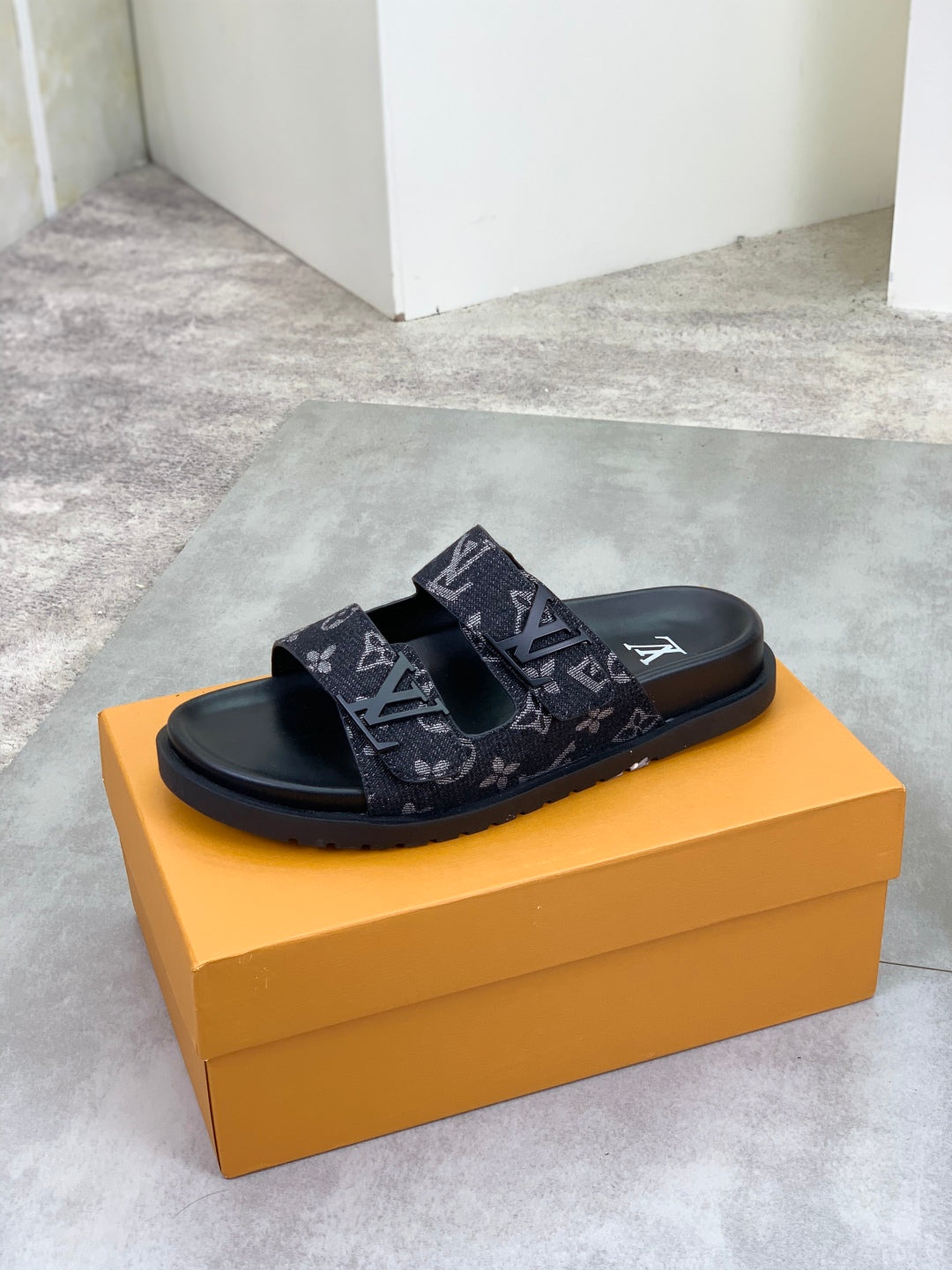 LuxluxHouse Best Quality Sandals Louis Vuitton
