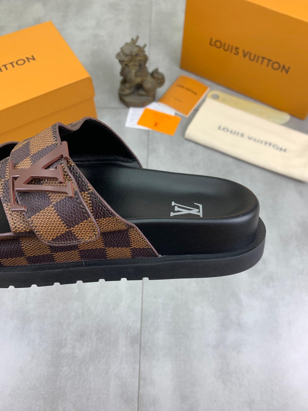 LuxluxHouse Best Quality Sandals Louis Vuitton