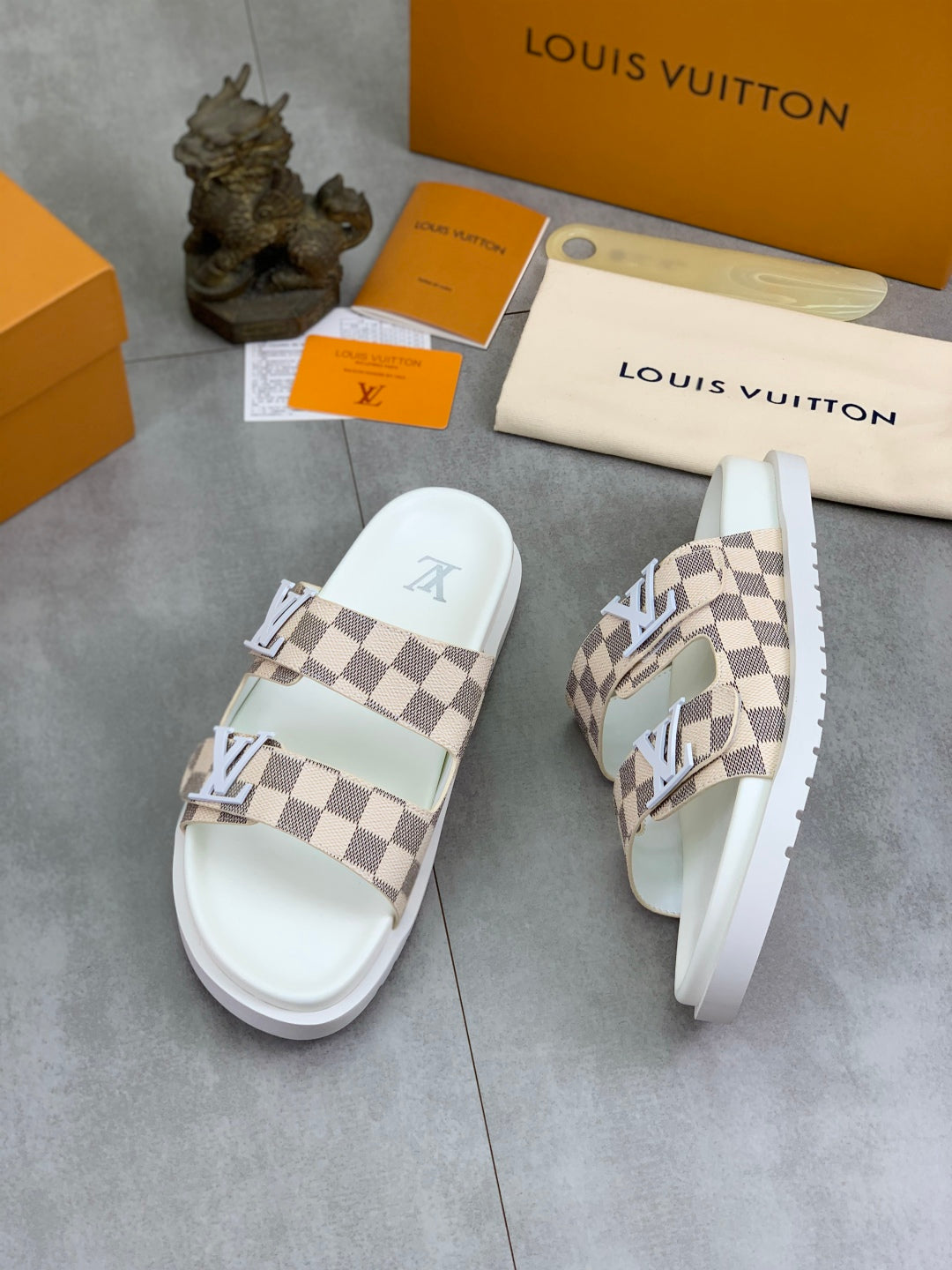 LuxluxHouse Best Quality Sandals Louis Vuitton