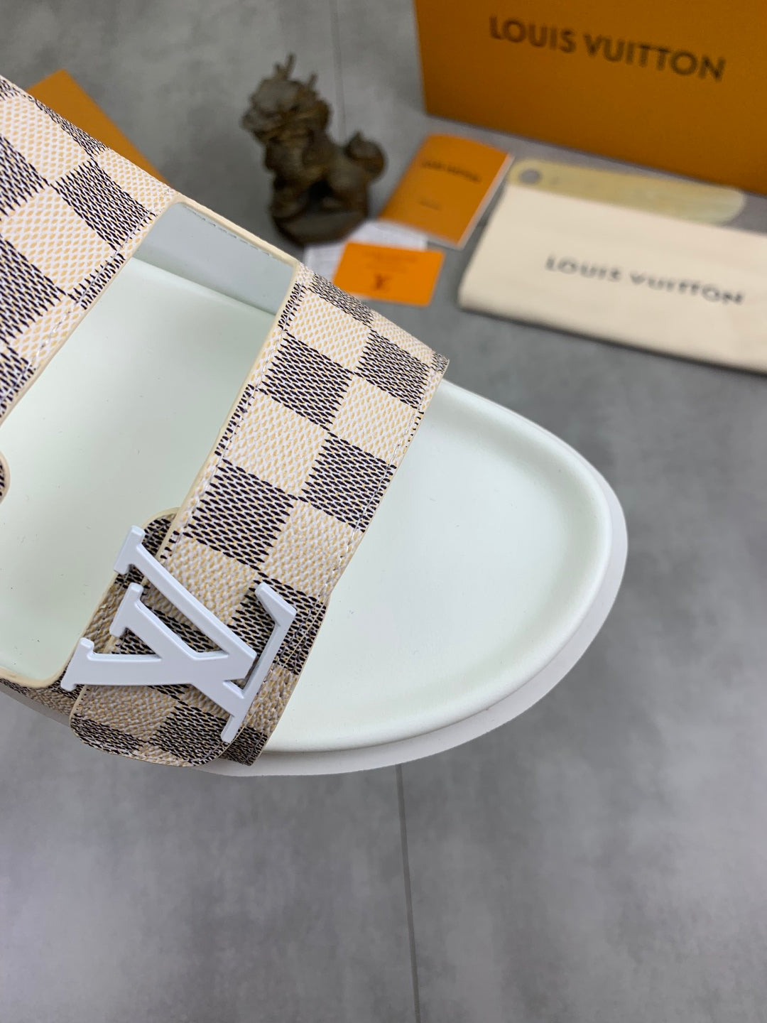 LuxluxHouse Best Quality Sandals Louis Vuitton