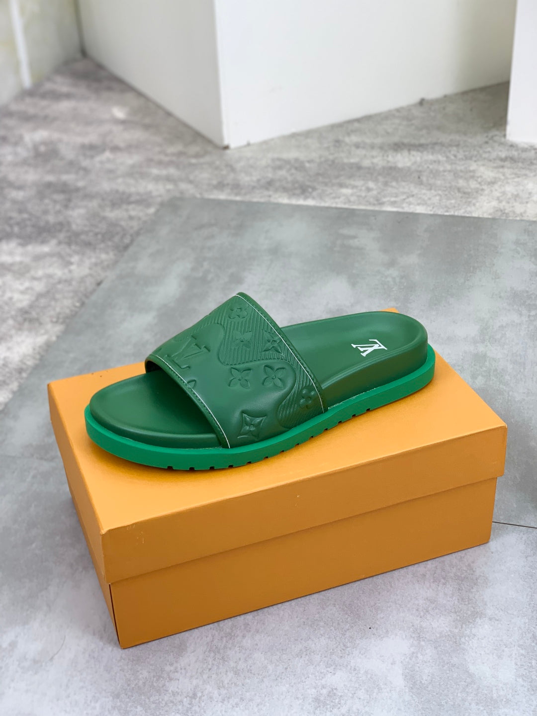 LuxluxHouse Best Quality Sandals Louis Vuitton