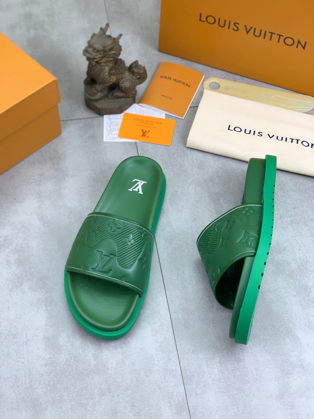 LuxluxHouse Best Quality Sandals Louis Vuitton
