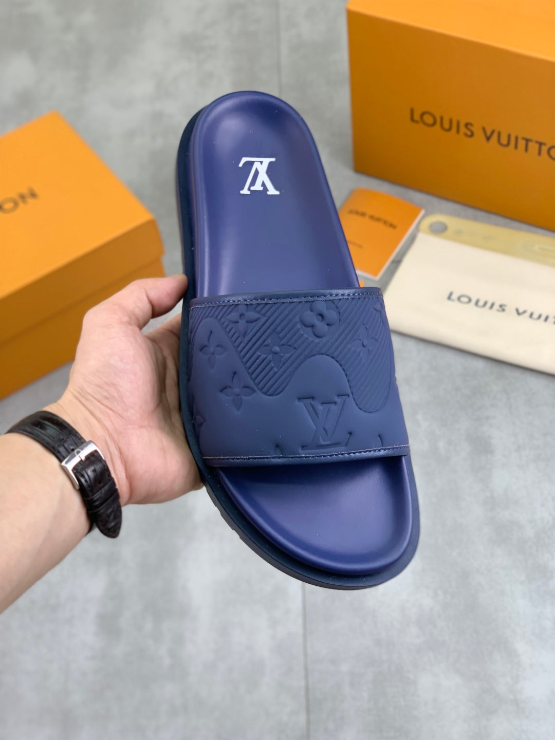 LuxluxHouse Best Quality Sandals Louis Vuitton