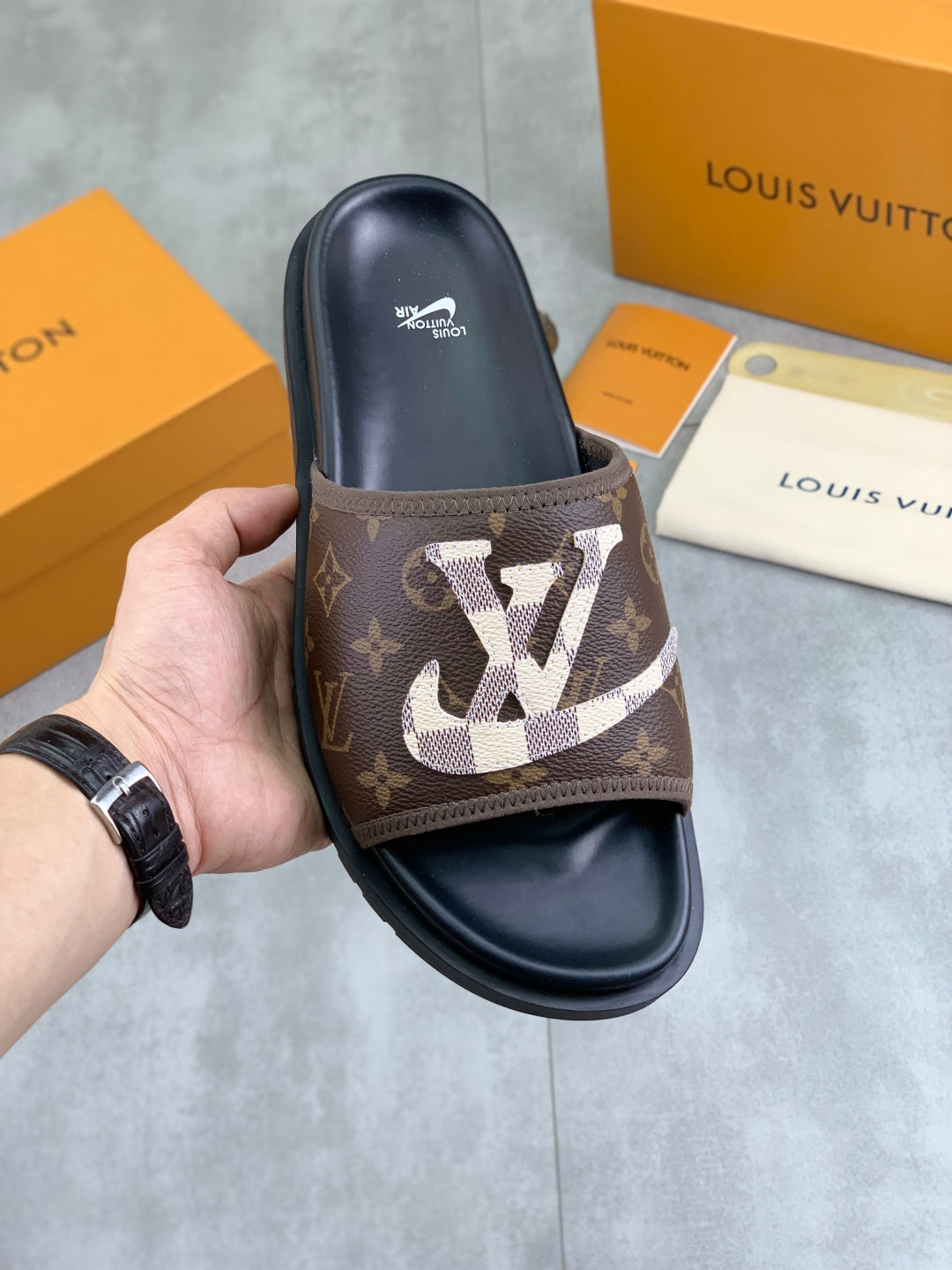LuxluxHouse Best Quality Sandals Louis Vuitton