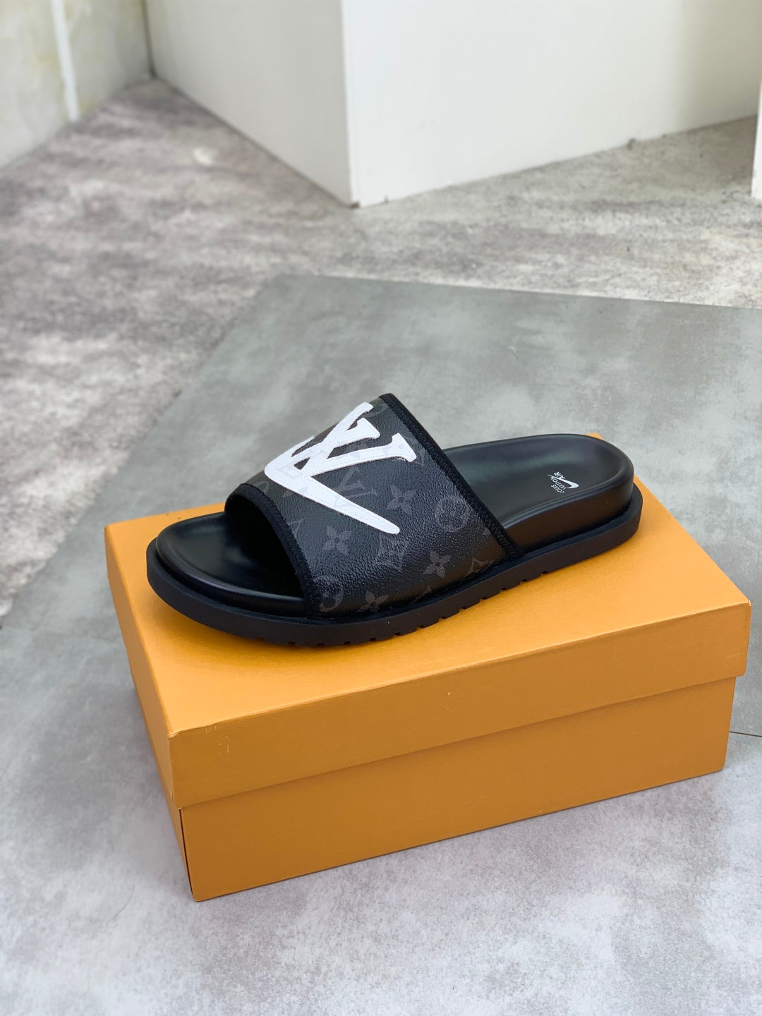 LuxluxHouse Best Quality Sandals Louis Vuitton