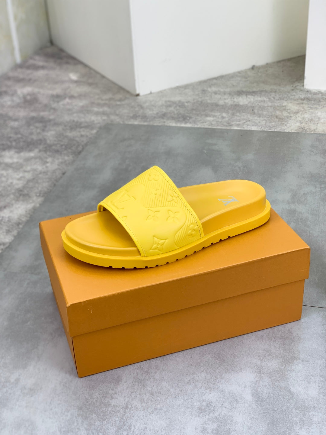 LuxluxHouse Best Quality Sandals Louis Vuitton