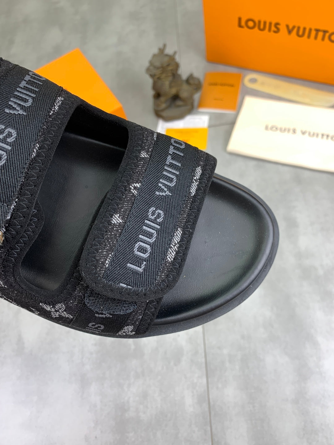 LuxluxHouse Best Quality Sandals Louis Vuitton