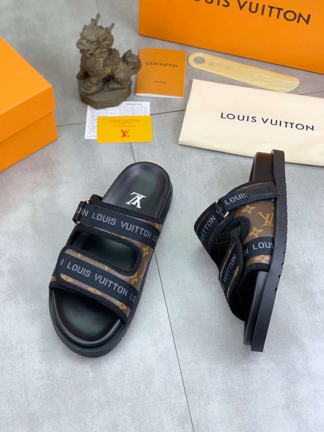 LuxluxHouse Best Quality Sandals Louis Vuitton