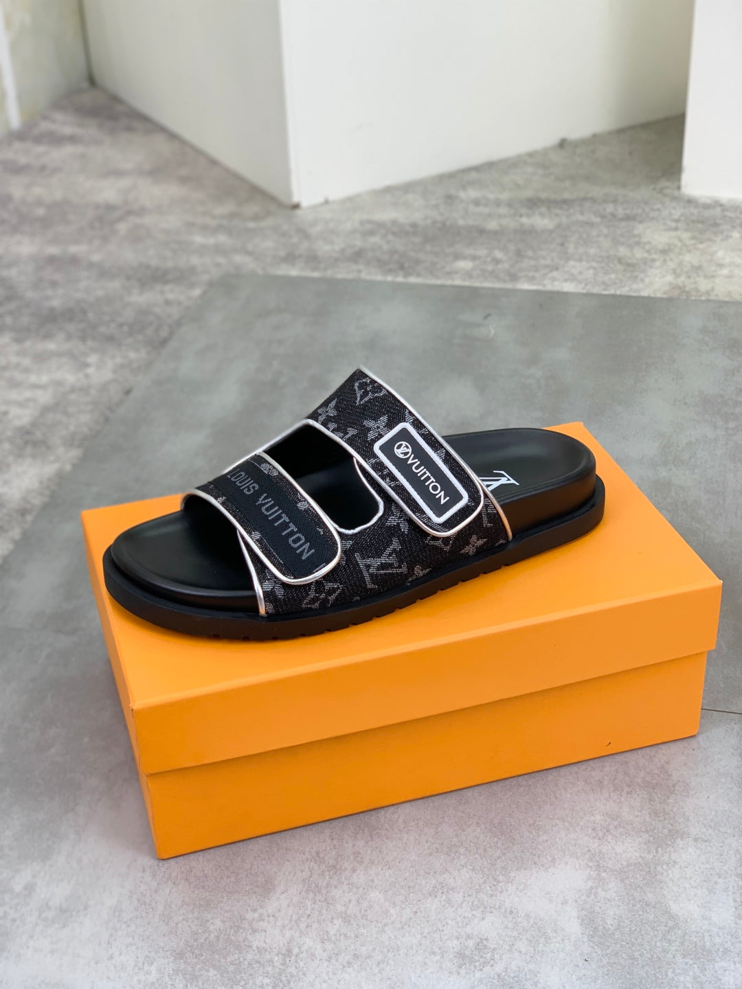 LuxluxHouse Best Quality Sandals Louis Vuitton
