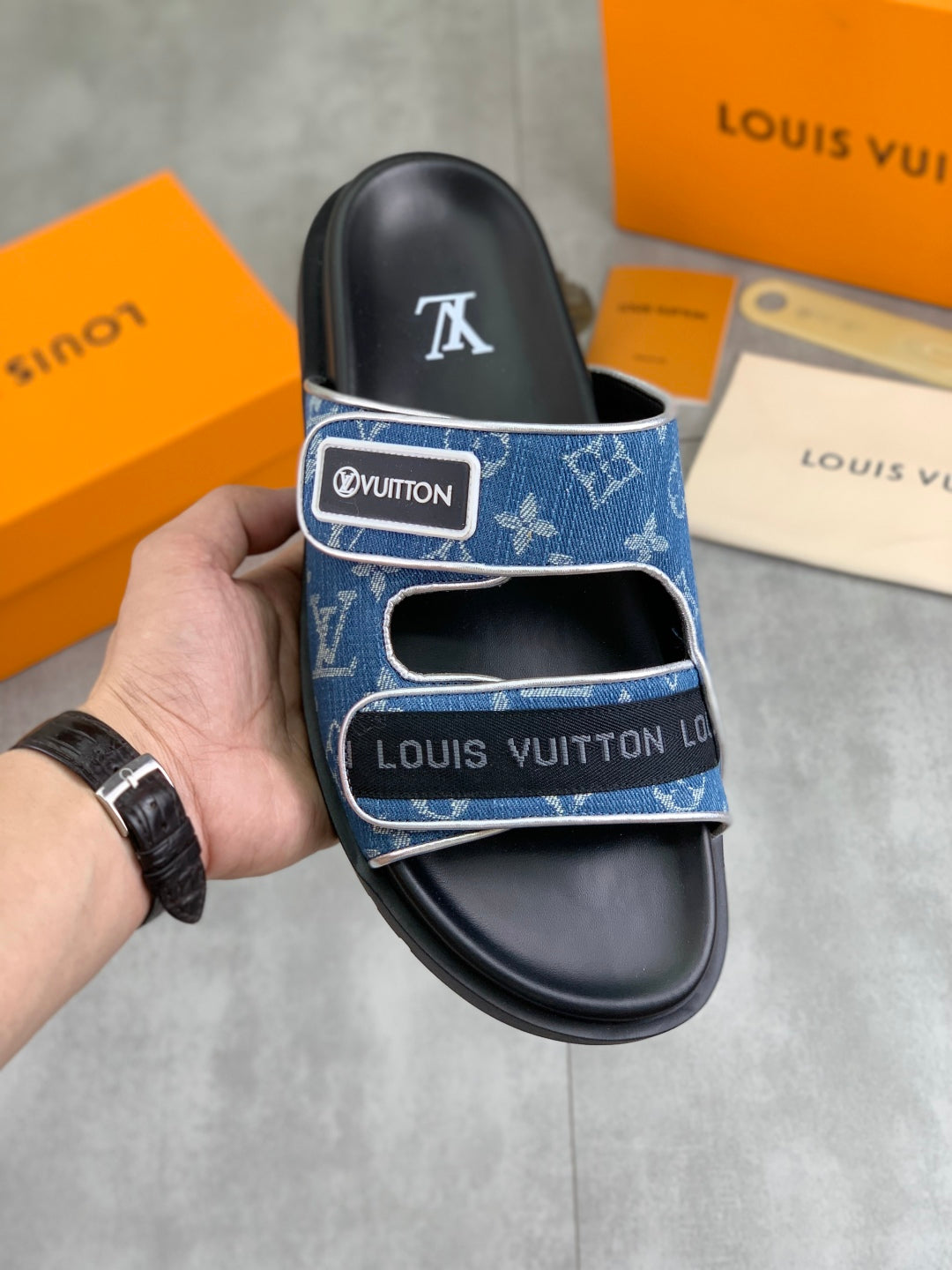 LuxluxHouse Best Quality Sandals Louis Vuitton