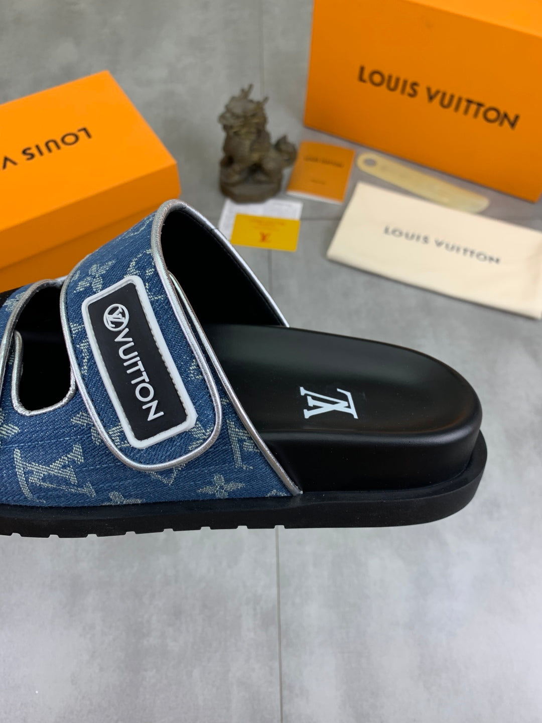 LuxluxHouse Best Quality Sandals Louis Vuitton