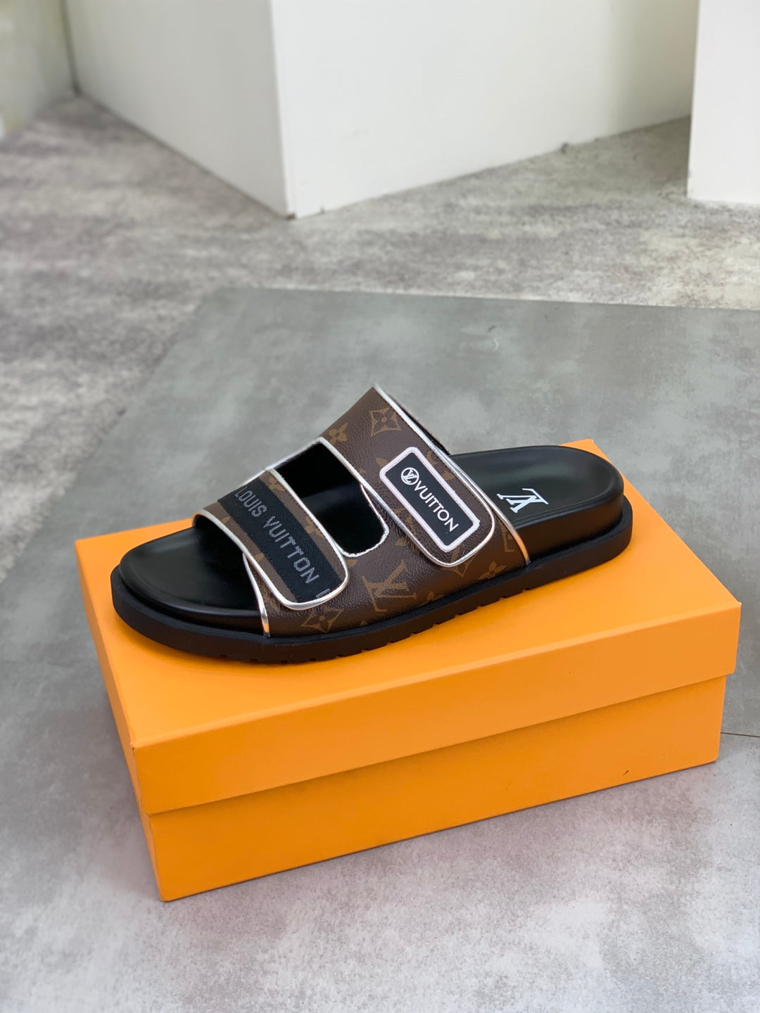 LuxluxHouse Best Quality Sandals Louis Vuitton