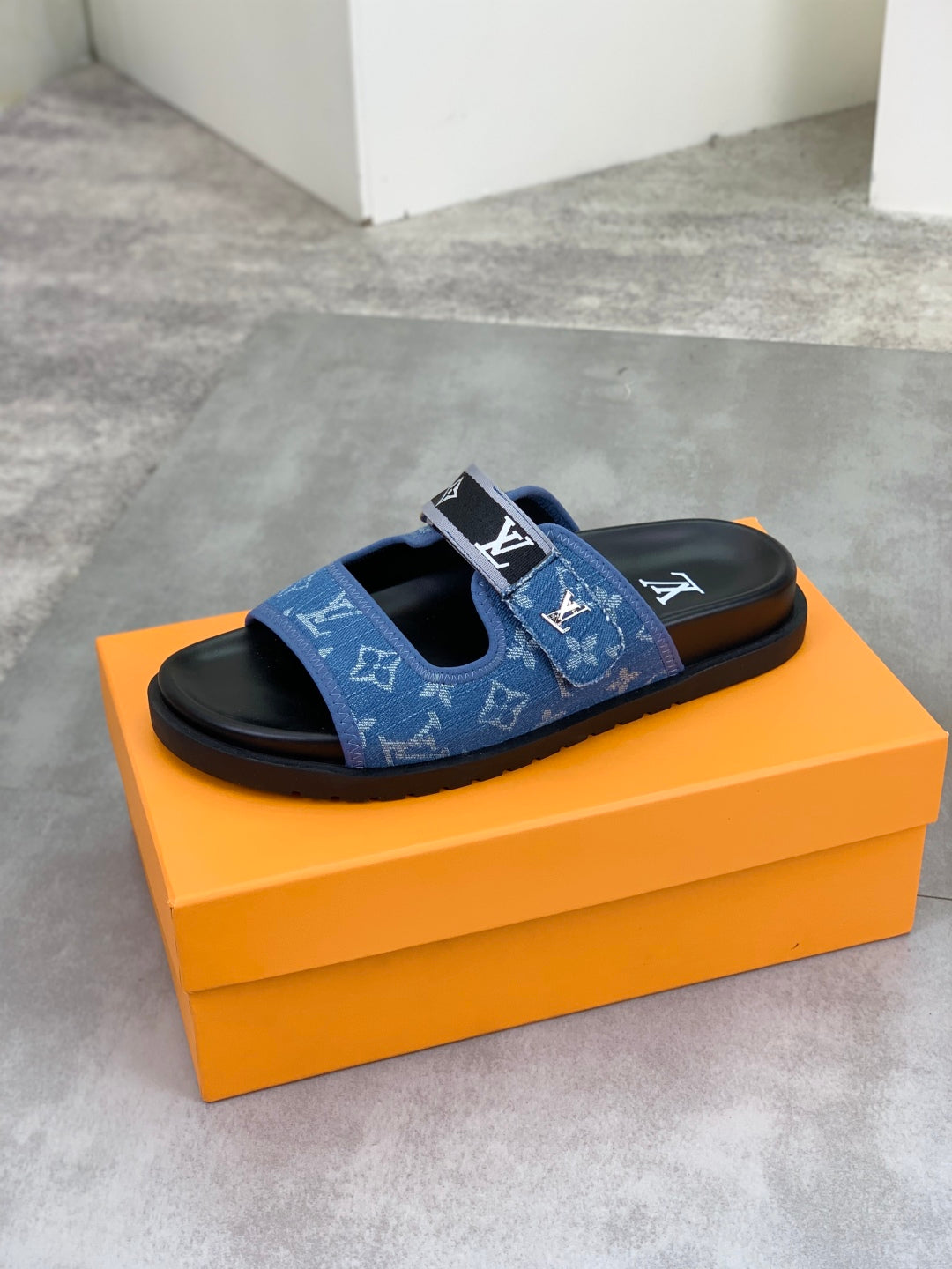 LuxluxHouse Best Quality Sandals Louis Vuitton