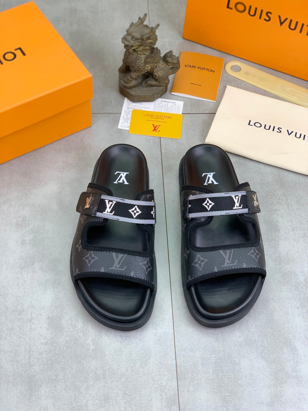 LuxluxHouse Best Quality Sandals Louis Vuitton