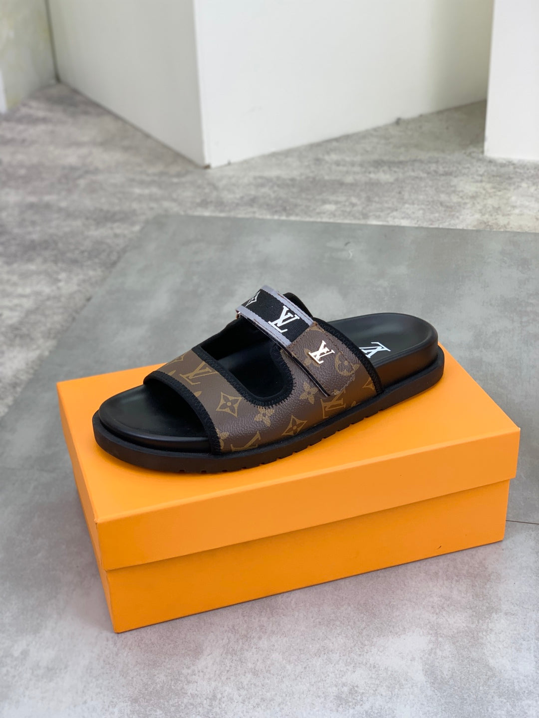 LuxluxHouse Best Quality Sandals Louis Vuitton
