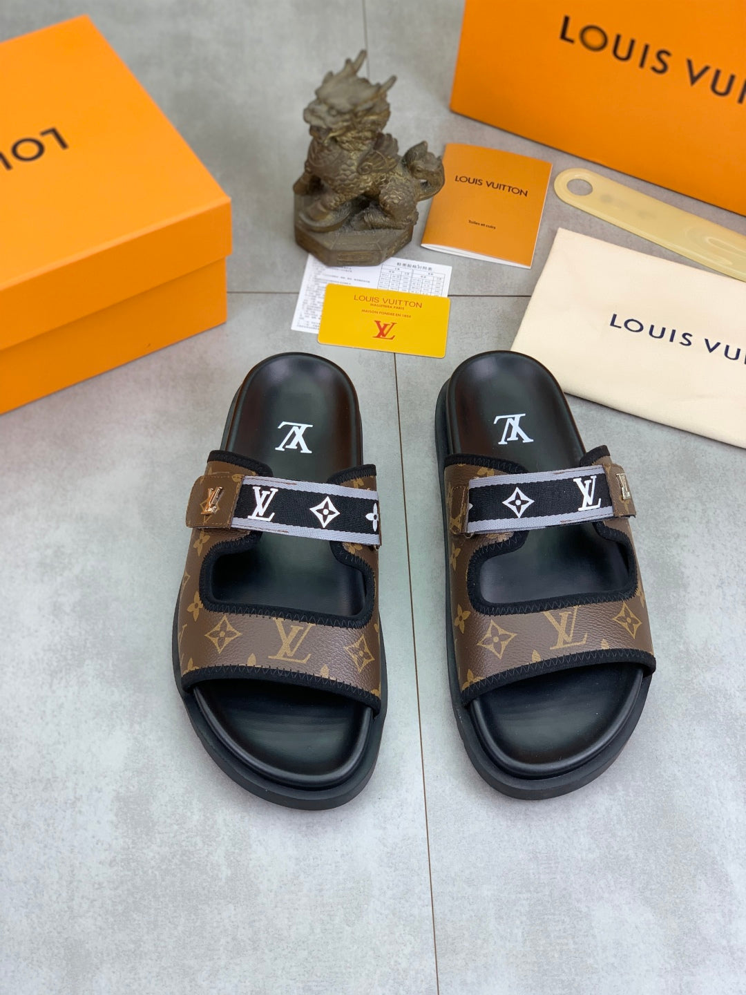 LuxluxHouse Best Quality Sandals Louis Vuitton