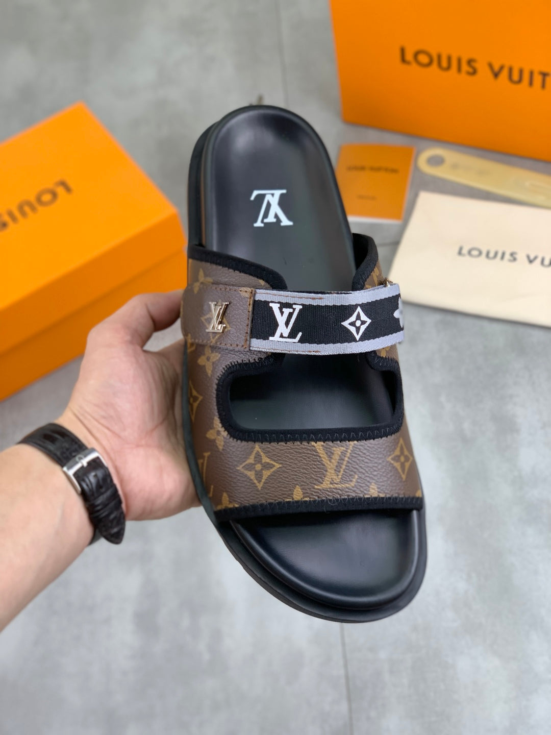 LuxluxHouse Best Quality Sandals Louis Vuitton