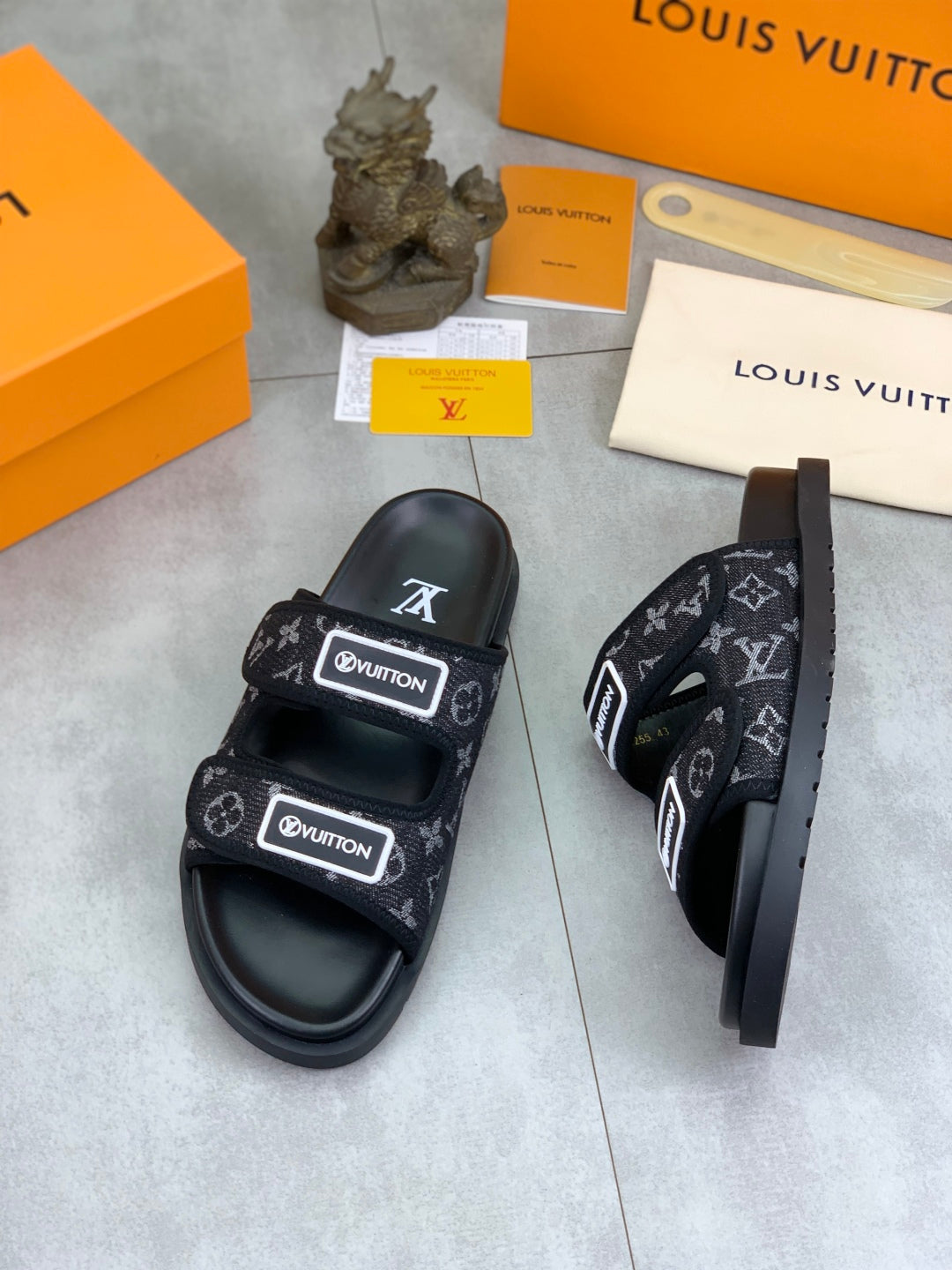 LuxluxHouse Best Quality Sandals Louis Vuitton