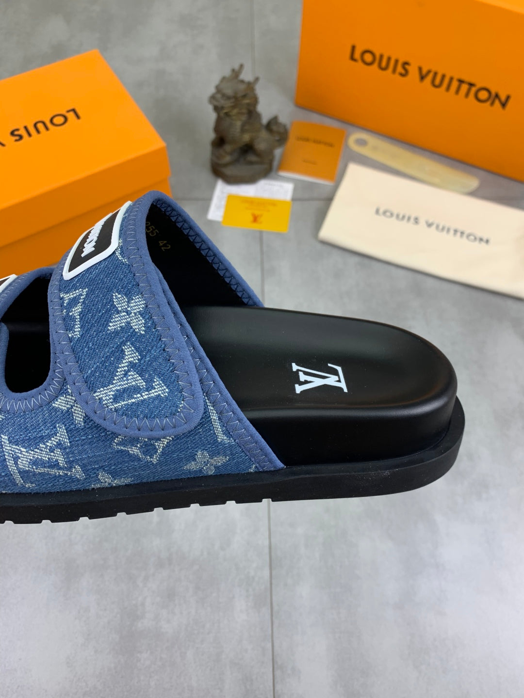 LuxluxHouse Best Quality Sandals Louis Vuitton