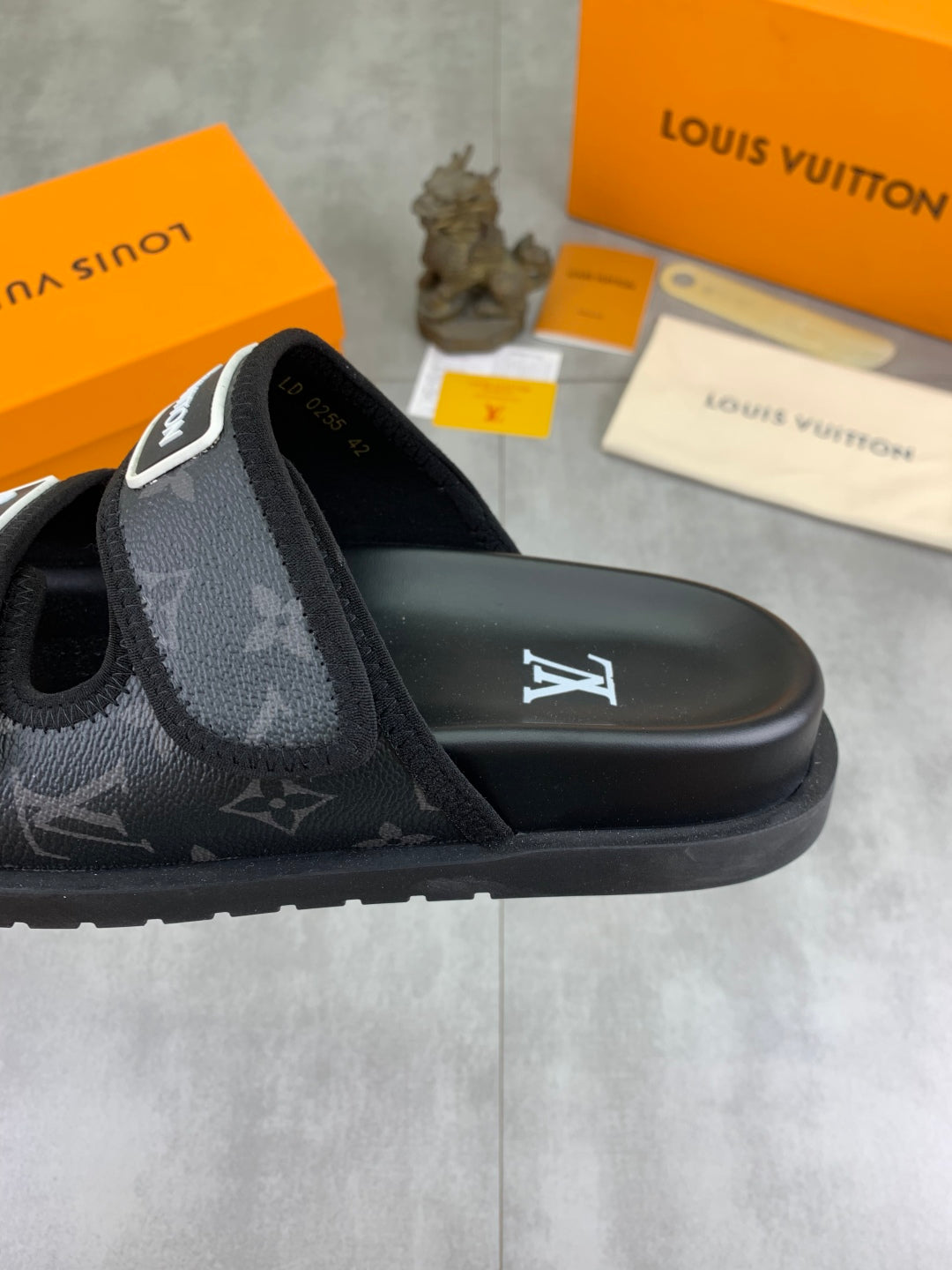 LuxluxHouse Best Quality Sandals Louis Vuitton