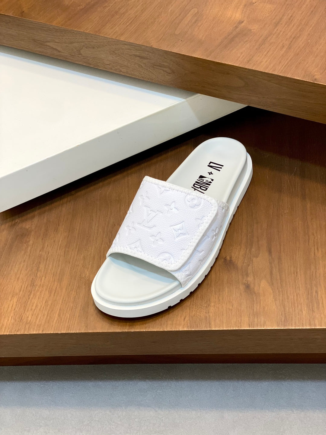 LuxluxHouse Best Quality Sandals Louis Vuitton