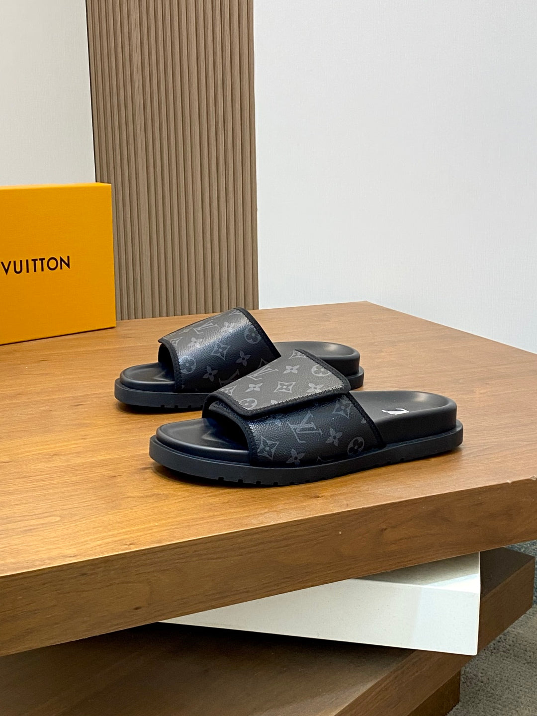 LuxluxHouse Best Quality Sandals Louis Vuitton