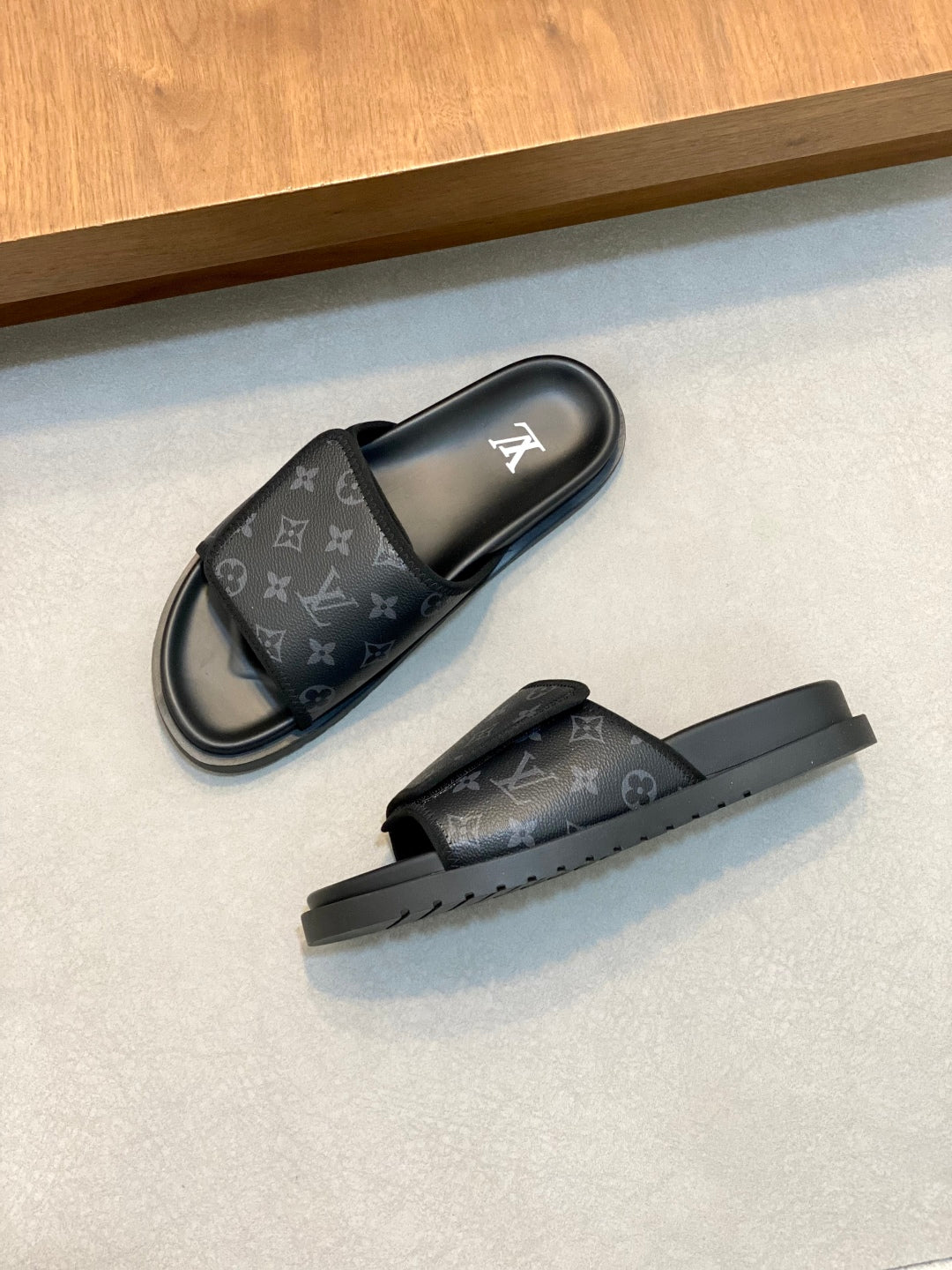 LuxluxHouse Best Quality Sandals Louis Vuitton