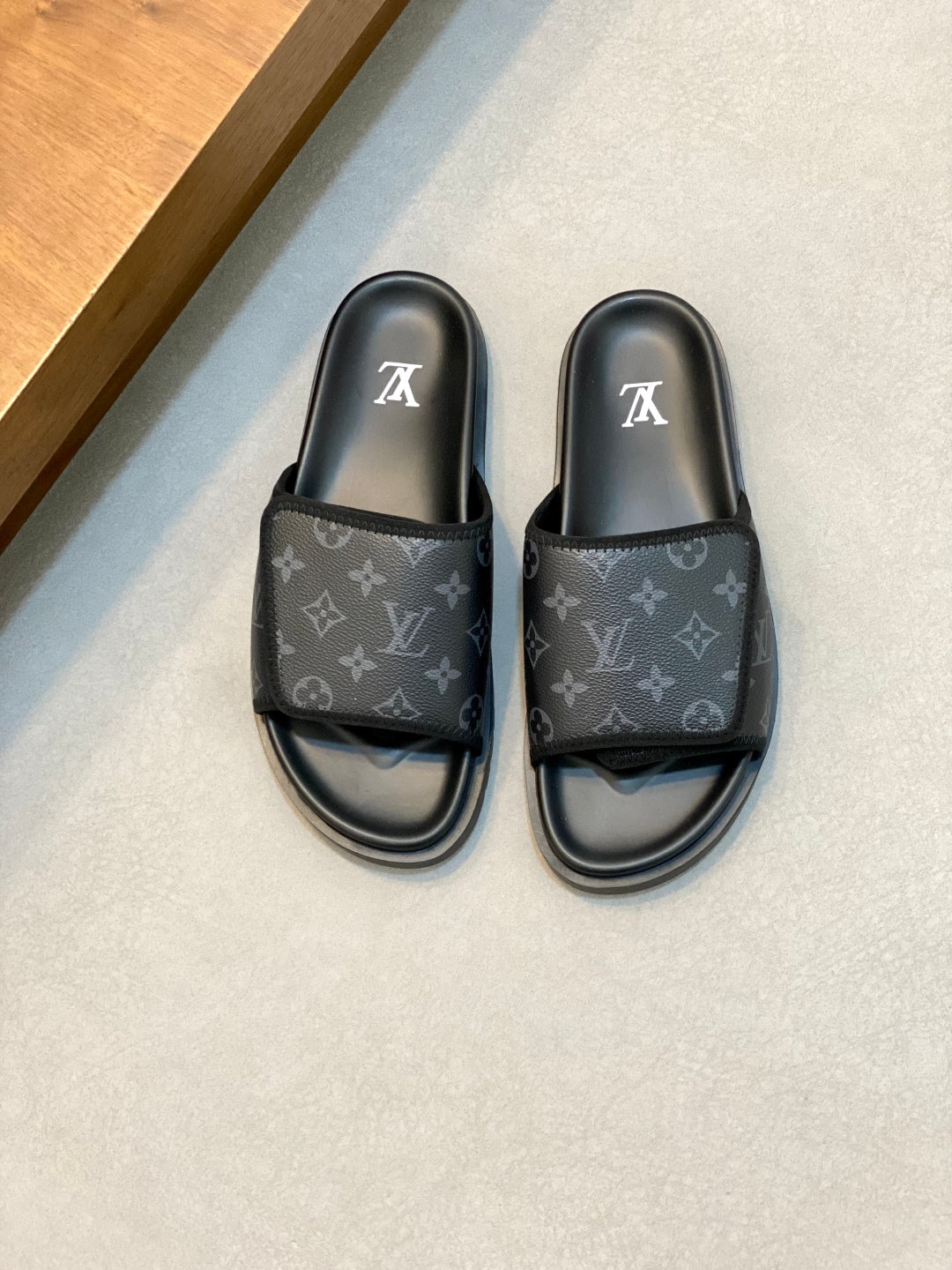 LuxluxHouse Best Quality Sandals Louis Vuitton