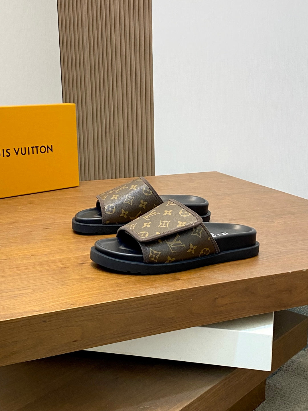 LuxluxHouse Best Quality Sandals Louis Vuitton