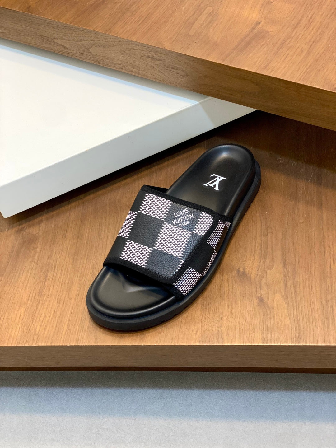 LuxluxHouse Best Quality Sandals Louis Vuitton