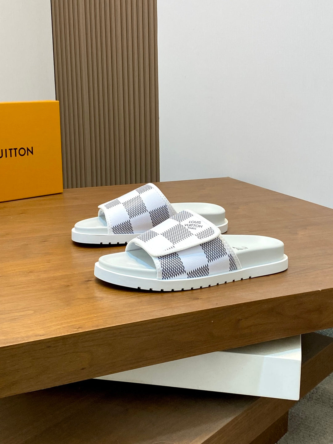 LuxluxHouse Best Quality Sandals Louis Vuitton