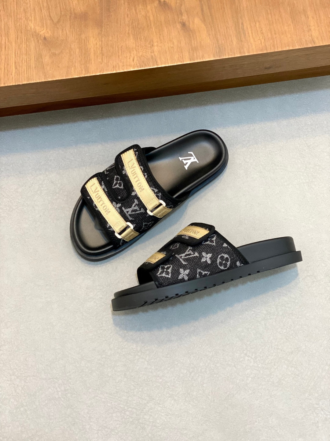 LuxluxHouse Best Quality Sandals Louis Vuitton