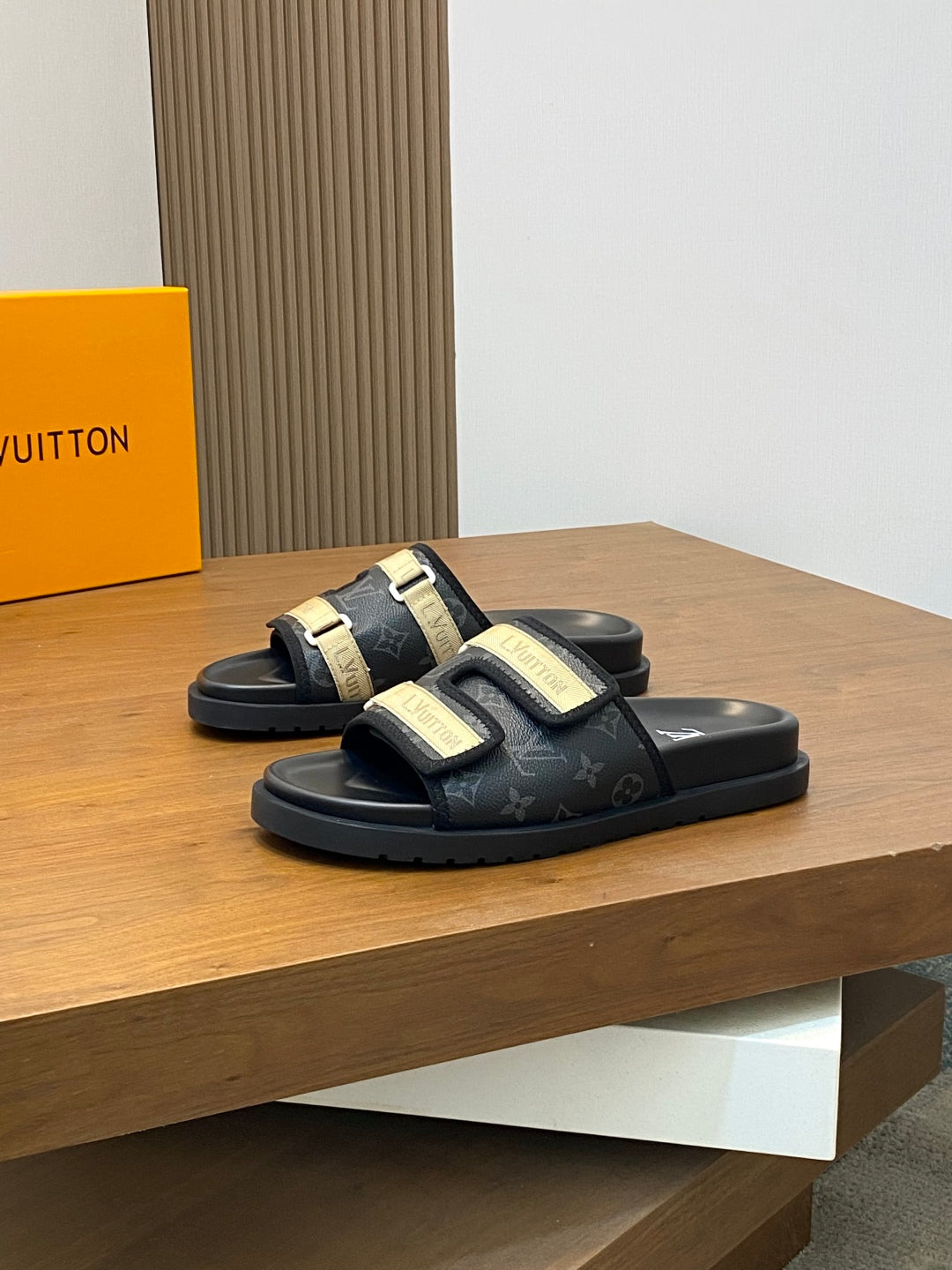 LuxluxHouse Best Quality Sandals Louis Vuitton