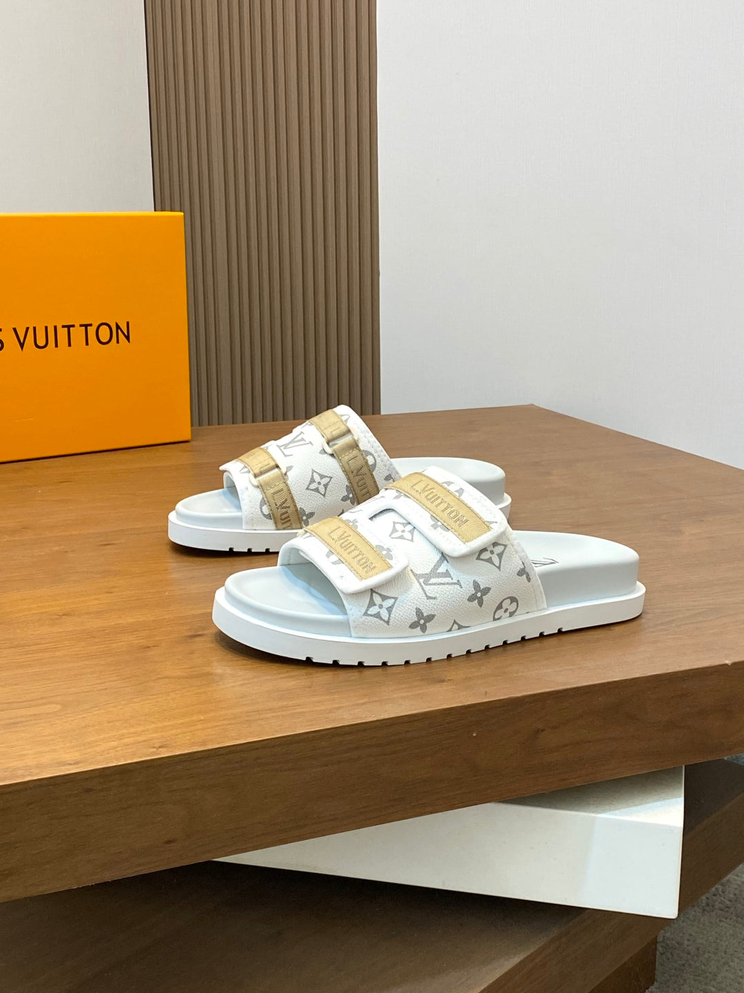 LuxluxHouse Best Quality Sandals Louis Vuitton