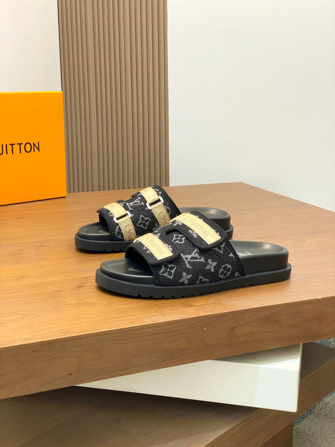 LuxluxHouse Best Quality Sandals Louis Vuitton