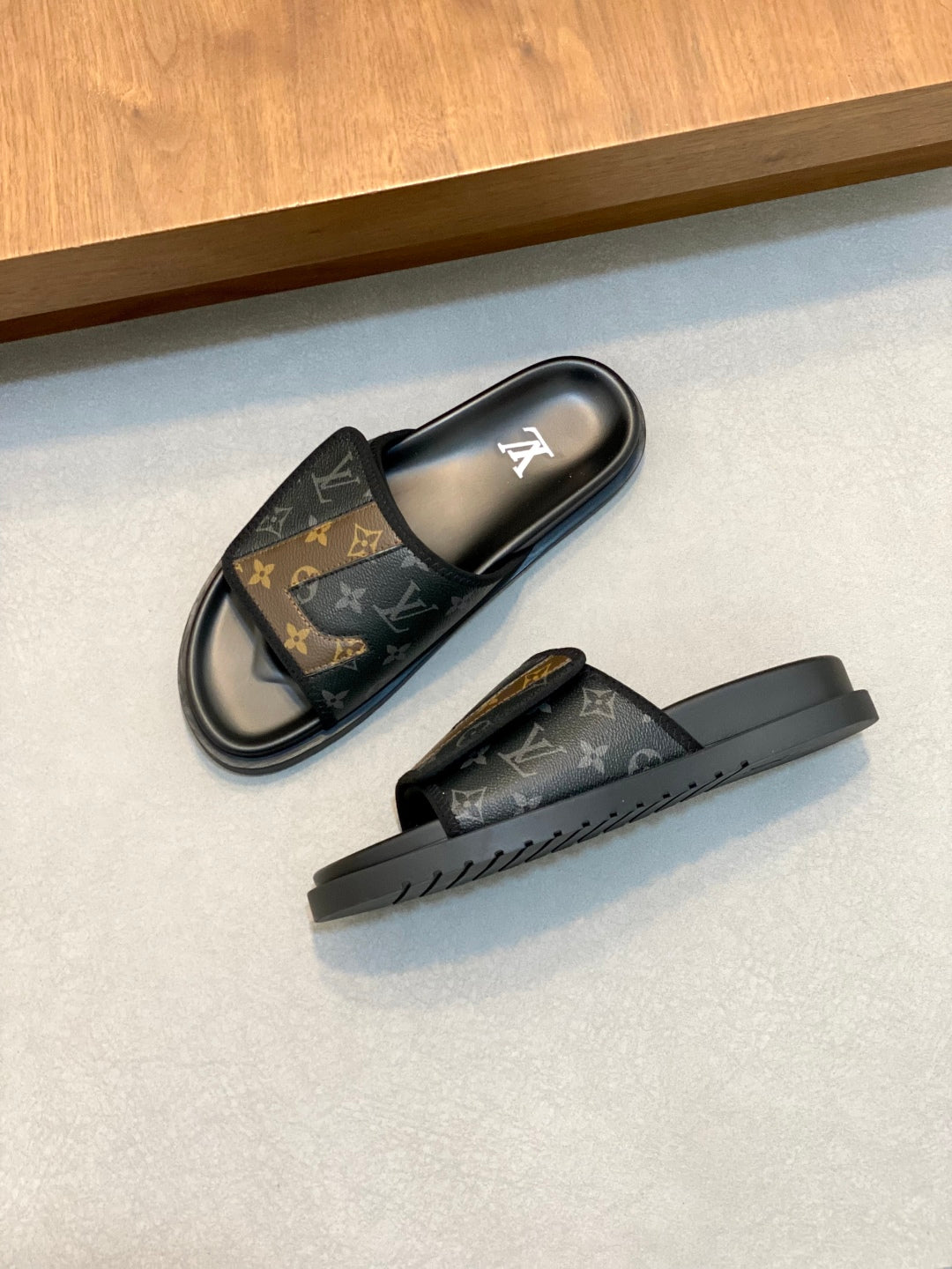 LuxluxHouse Best Quality Sandals Louis Vuitton