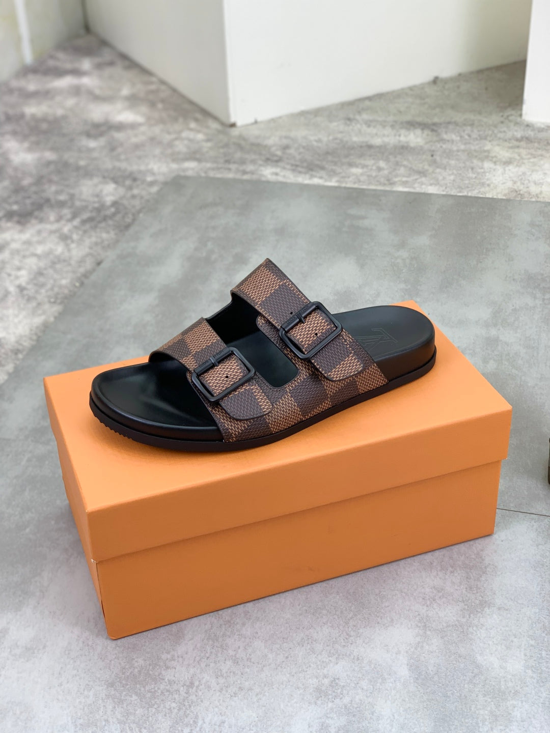 LuxluxHouse Best Quality Sandals Louis Vuitton