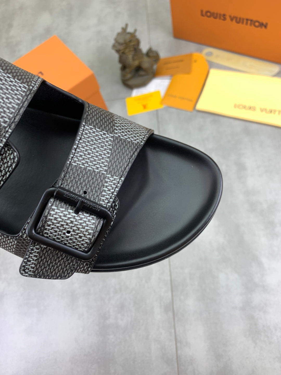 LuxluxHouse Best Quality Sandals Louis Vuitton