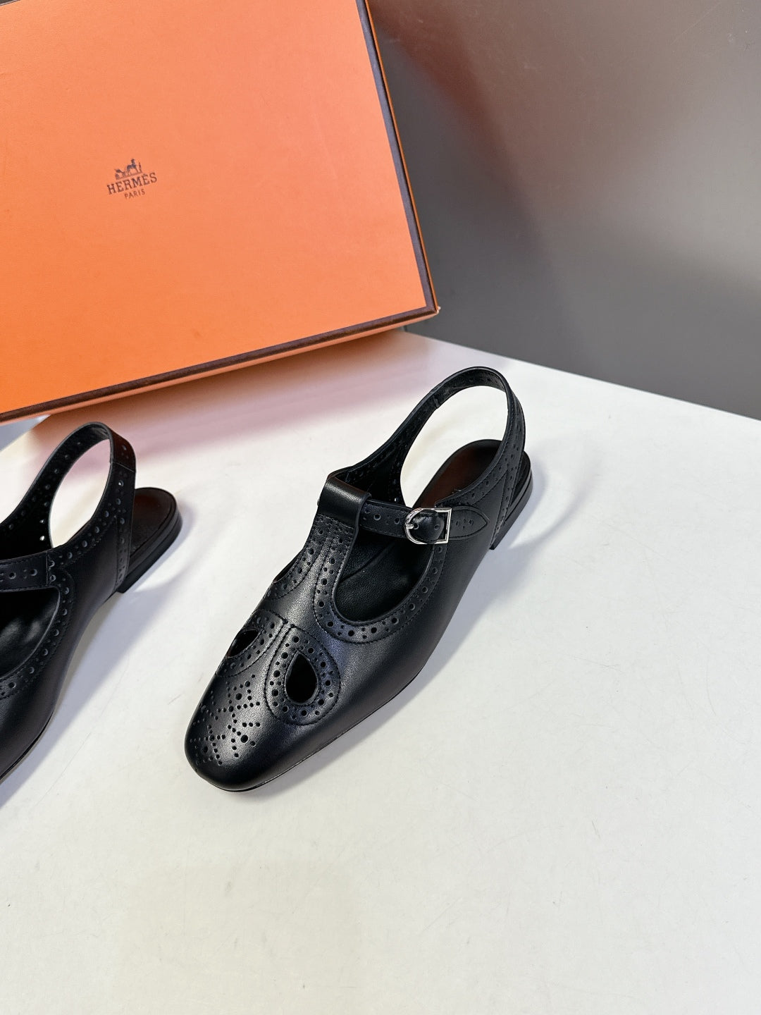 LuxluxHouse Best Quality Women Shoes Hermes
