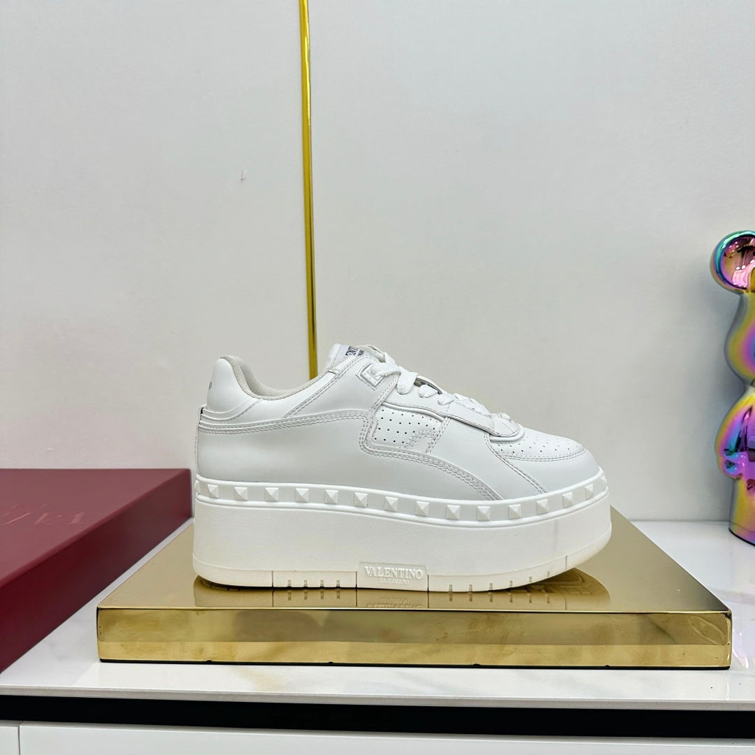LuxluxHouse Best Quality Valentino Women Shoes