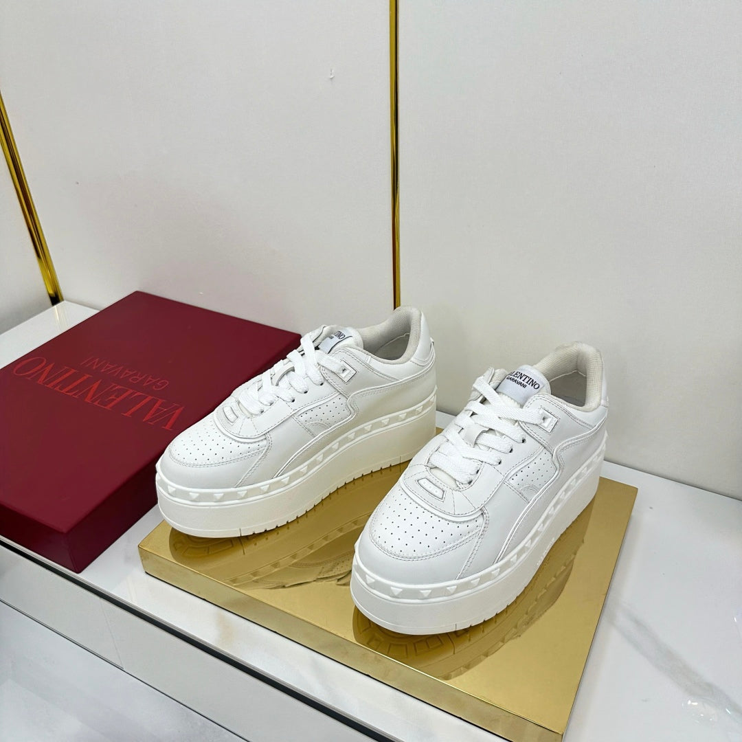 LuxluxHouse Best Quality Valentino Women Shoes