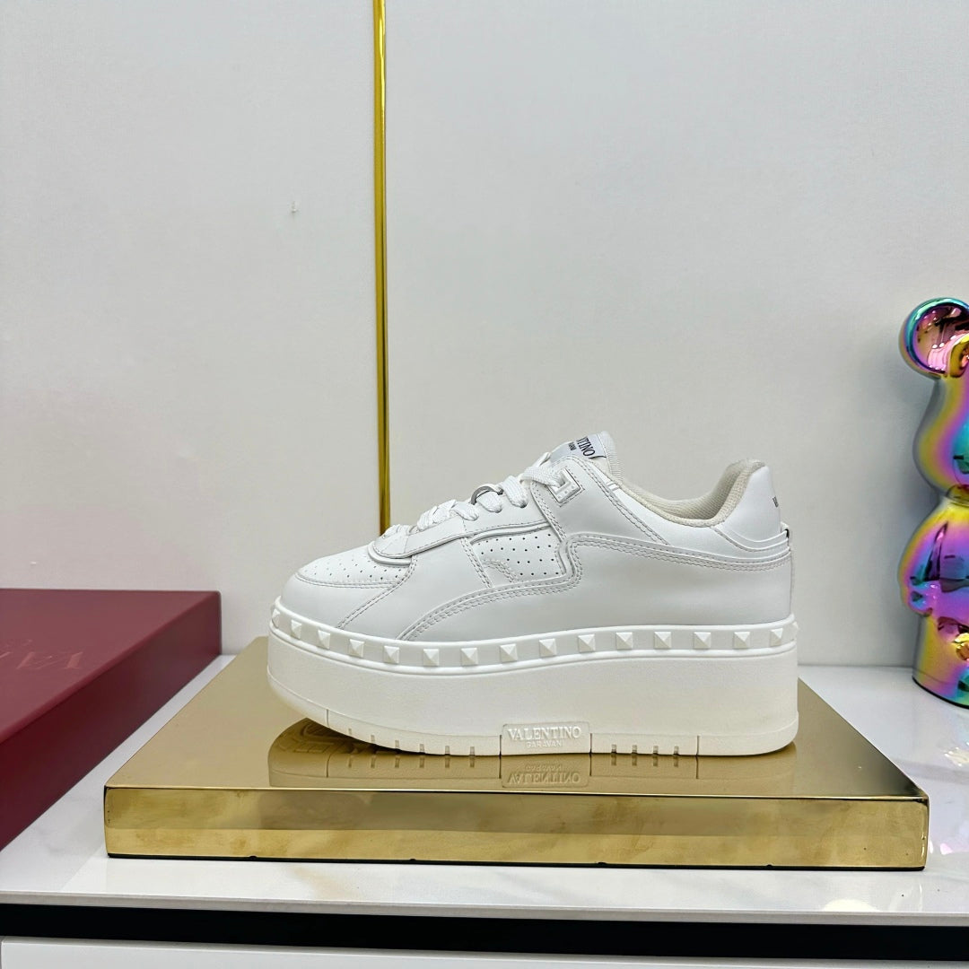 LuxluxHouse Best Quality Valentino Women Shoes