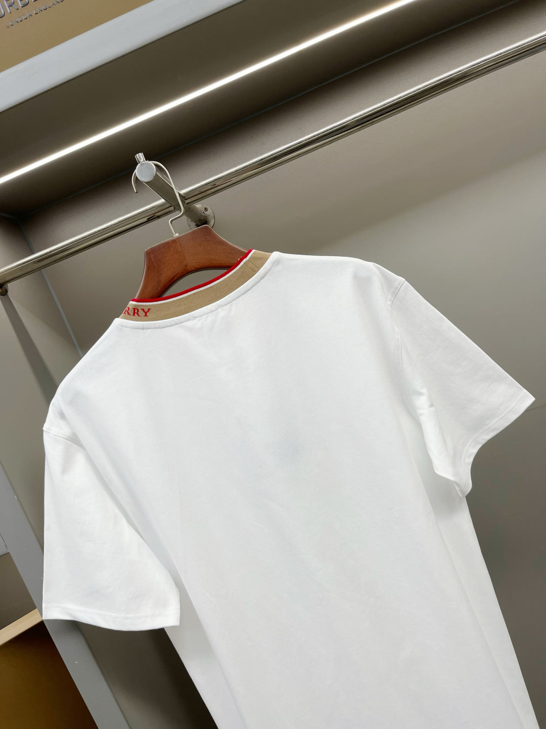 LuxluxHouse Best Quality Clothes Burberry T-shirt